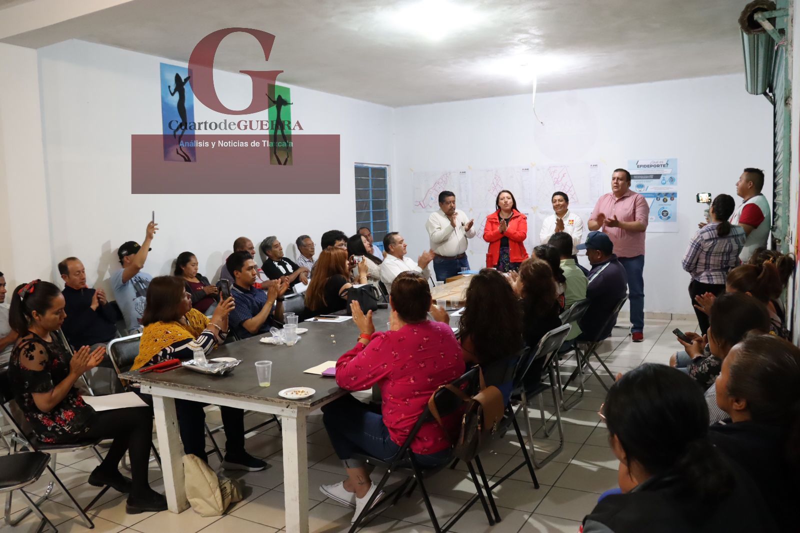 Recibe Rodrigo Cuahutle apoyo de familias de Xicohtzinco y Tetlanohcan